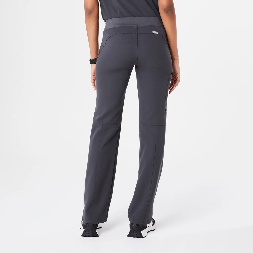 Figs Women’s Yola Skinny Scrub Pants in Cement, size Small - Picture 2 of 12